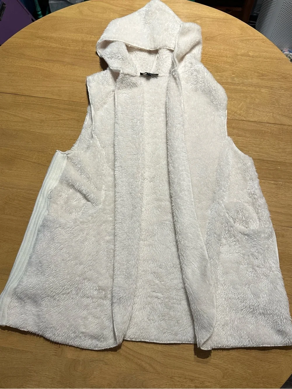 Love Tree Large Faux Fur Cream Hooded Vest